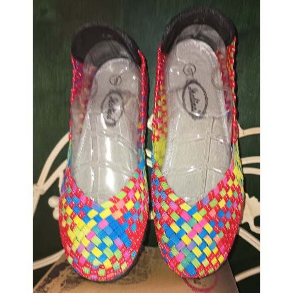 ITALINA BY SUMMER RIO Multi Color Comfort Slip On shoe size 6 - Brand New!